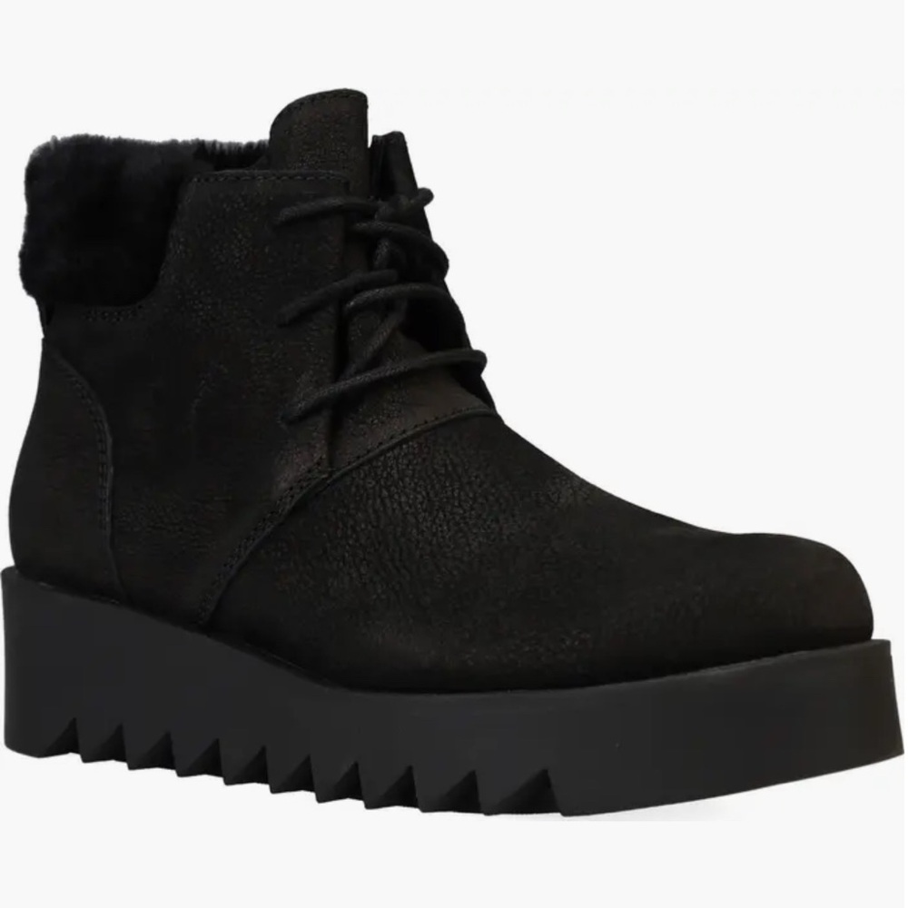 NWOB Eileen Fisher Kenille Genuine Shearling Black Lace-Up Boots for Women